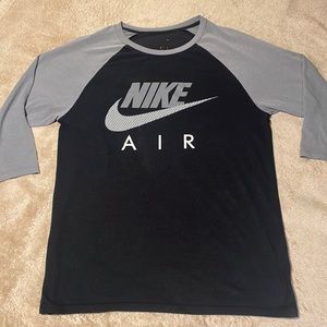 Sweet Vintage/Retro Black & Gray Nike Air 3/4 Sleeve Baseball Style T Shirt!